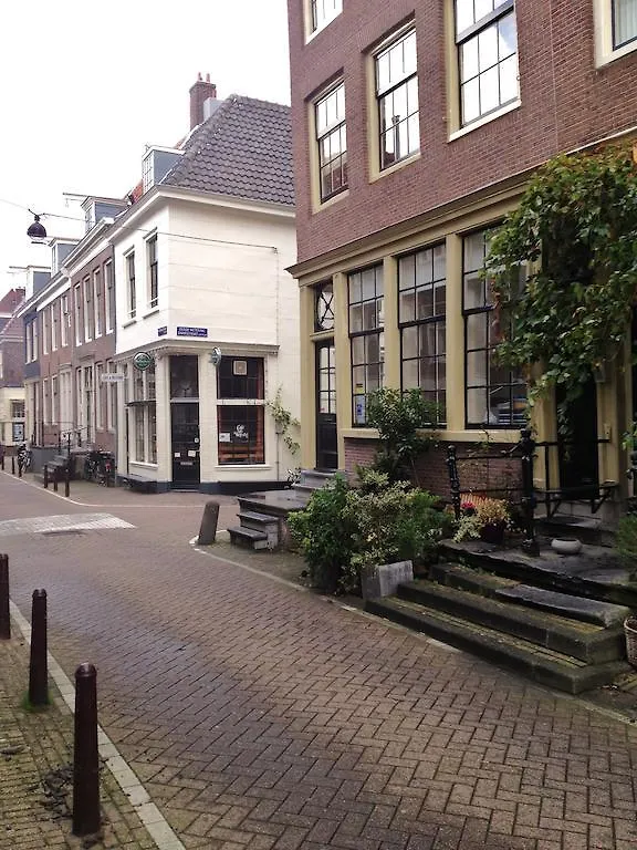 Blue Tulip Amsterdam Bed & Breakfast Netherlands